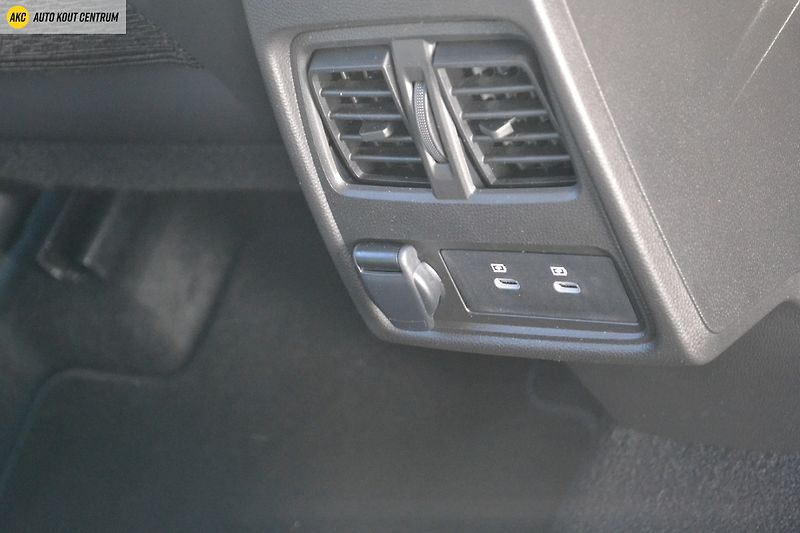 Renault Symbioz techno mild hybrid 140 - fotka 17 z 60