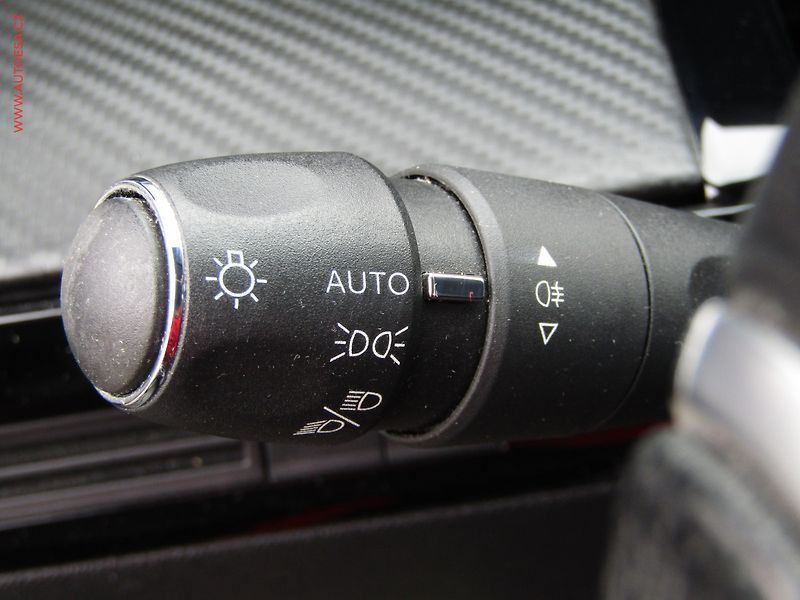 Peugeot 508 (2019) 2.0 HDi, GT Line, AT, LED - fotka 12 z 21