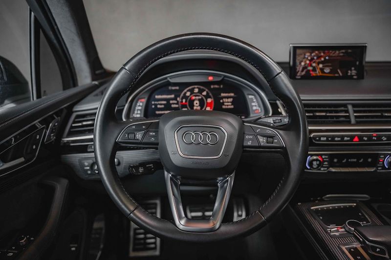 Audi SQ7 (2018) V8*TDi*7míst*HUD*B&O*TZ*CZ*R22 - fotka 10 z 19