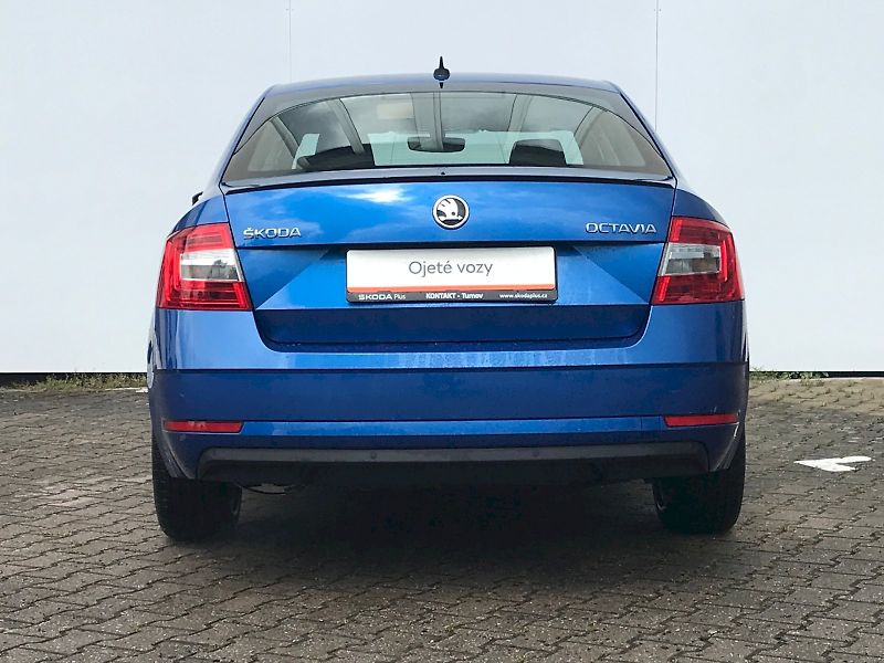 Škoda Octavia (2019) Ambition 1,5 TSI - fotka 23 z 25