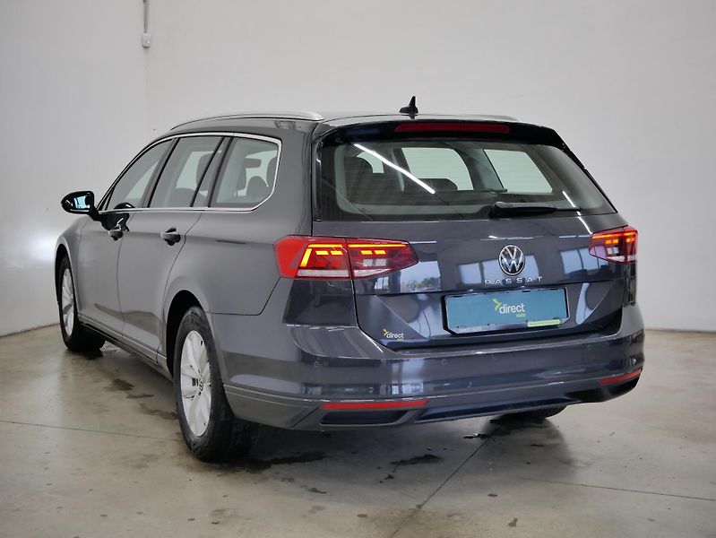 Volkswagen Passat - fotka 7 z 21