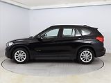 BMW X1 (2017) xDrive18d, 4X4, Automat, ČR - náhled 2
