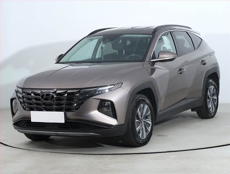 Hyundai Tucson (2022) 1.6 T-GDI HEV - fotka 2 z 22