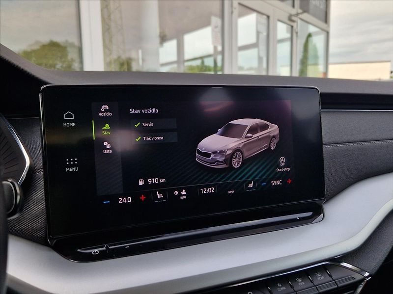Škoda Octavia 2,0 TDI DSG TOPSTAV +ZIMNÍPNEU - fotka 31 z 46