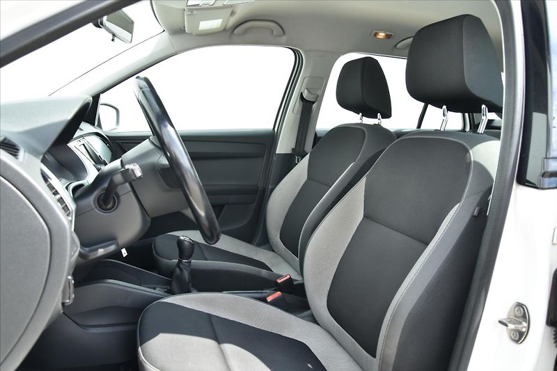 Škoda Fabia 1.2 TSI 66kW 1.MAJITEL DPH ČR - fotka 9 z 20