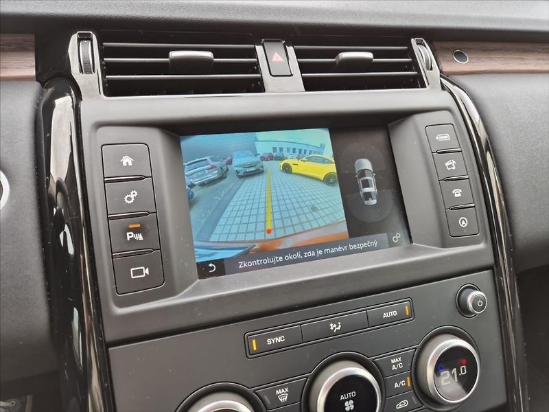Land Rover Discovery 3,0 Si6 SE  5 - fotka 15 z 19