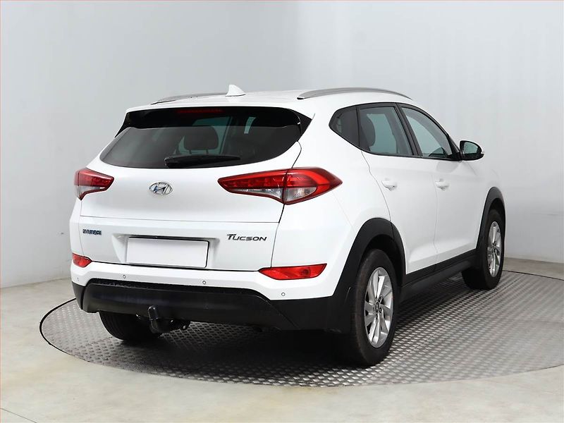 Hyundai Tucson (2016) 1.7 CRDi, Serv.kniha, Navi - fotka 5 z 16
