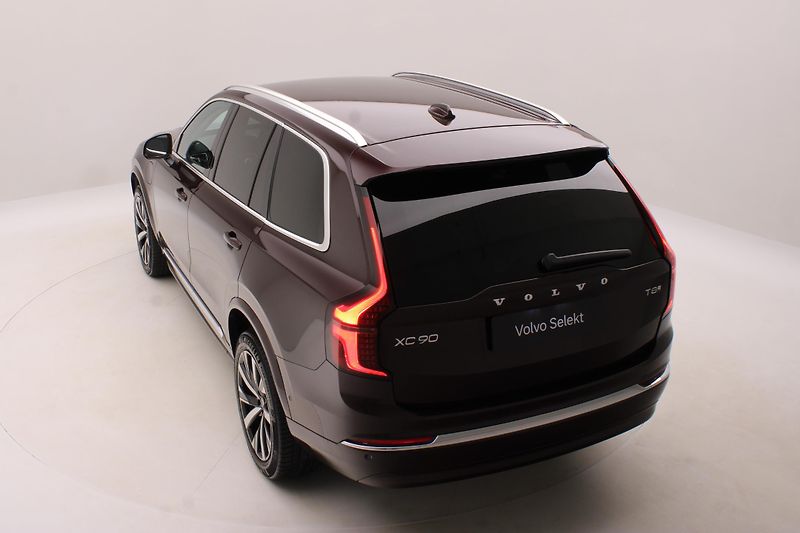 Volvo XC90 T8 AWD RECHARGE CORE AUT CZ 7m - fotka 18 z 59