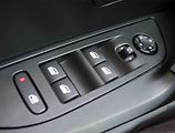 Peugeot 2008 (2023) Allure 1.2 PureTech, Automat - náhled 17