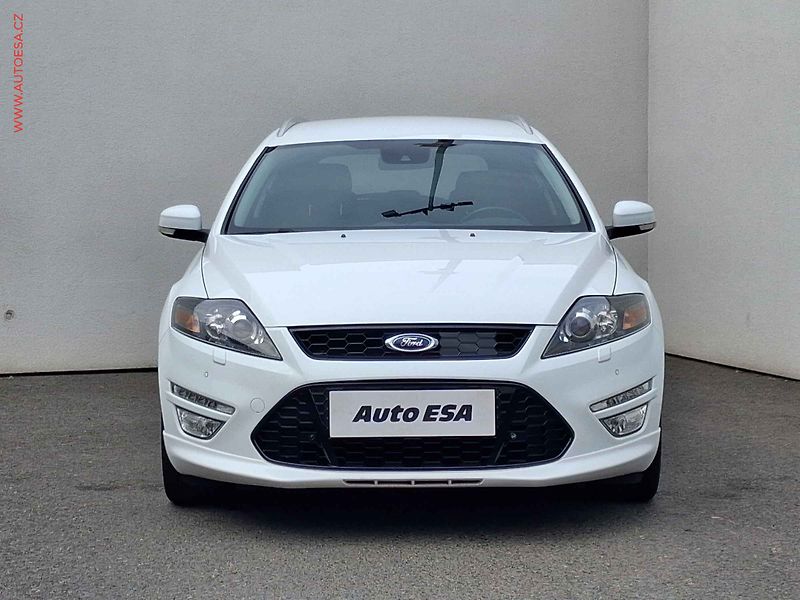 Ford Mondeo (2012) 2.0 TDCi, Titanium S, AT - fotka 2 z 20
