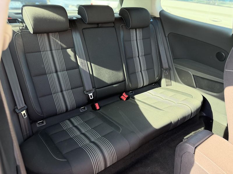 Volkswagen Golf 1.4 TSi ,90kw - fotka 5 z 10