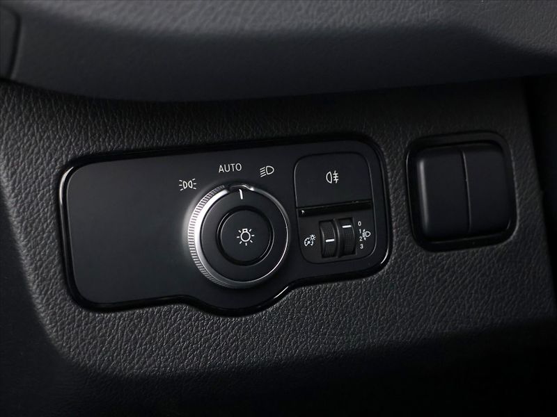Mercedes-Benz Sprinter 2,1 314 CDI 105kW L2H2 DPH CZ - fotka 15 z 29