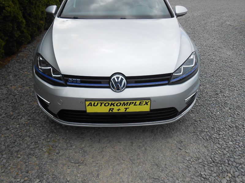 Volkswagen Golf GTE,PLUG-inHybrid,72TKm! - fotka 35 z 40