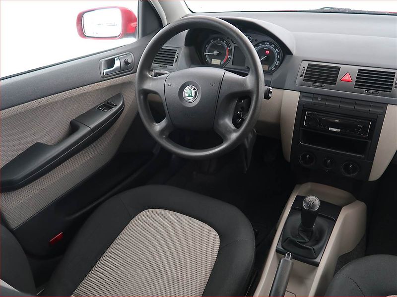 Škoda Fabia (2004) 1.2, nová STK, Tažné - fotka 7 z 15