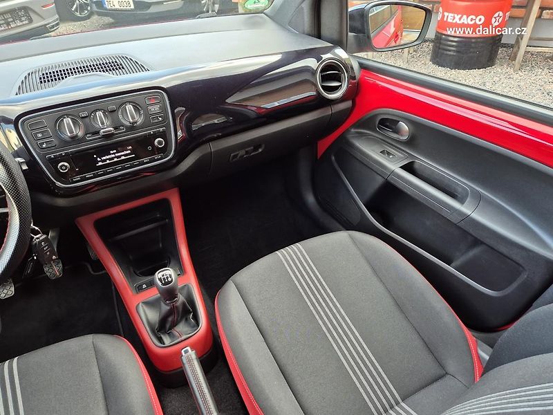 Škoda Citigo (2016) 1.0 MPi 55KW MONTE-CARLO - fotka 28 z 50