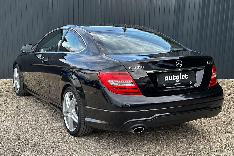 Mercedes-Benz Třídy C 220 CDI AMG PACKET - fotka 6 z 6