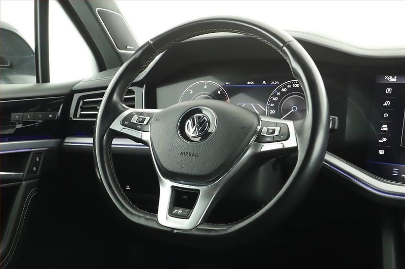 Volkswagen Touareg (2020) V8 TDI - fotka 16 z 18