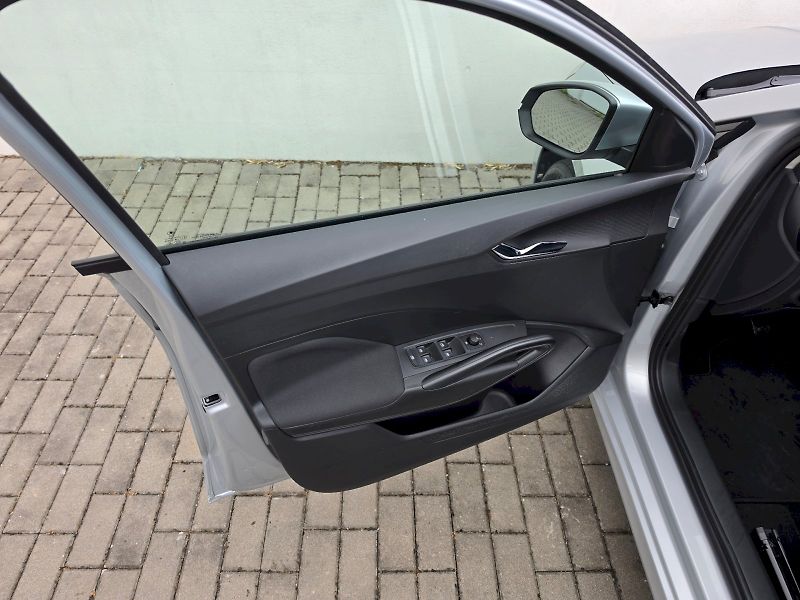 Škoda Fabia (2025) 1,0TSI 70KW SELECTION - fotka 22 z 30