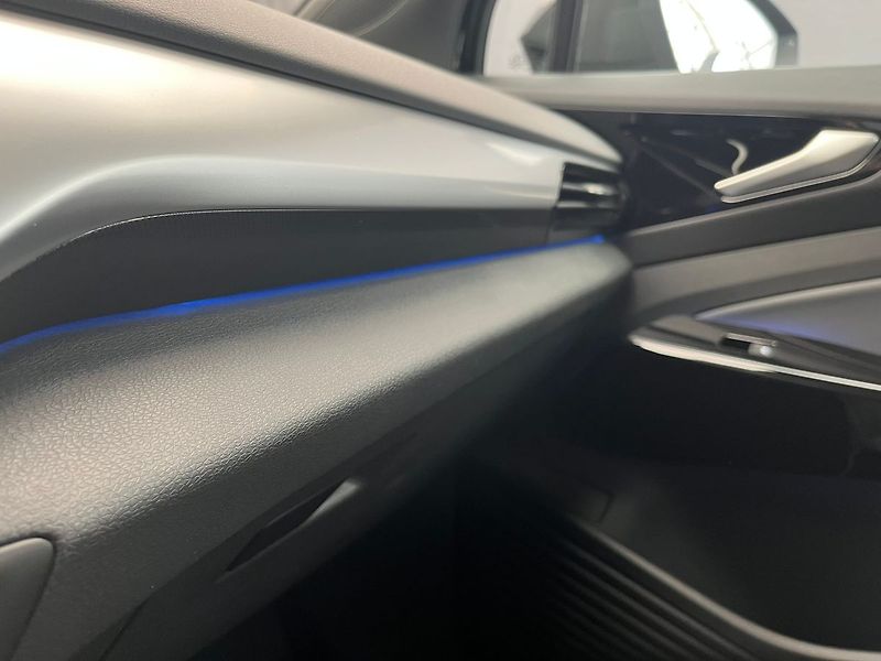 Volkswagen ID.4 150kW / SoH 95.0%  ZAMLUVENO - fotka 21 z 77