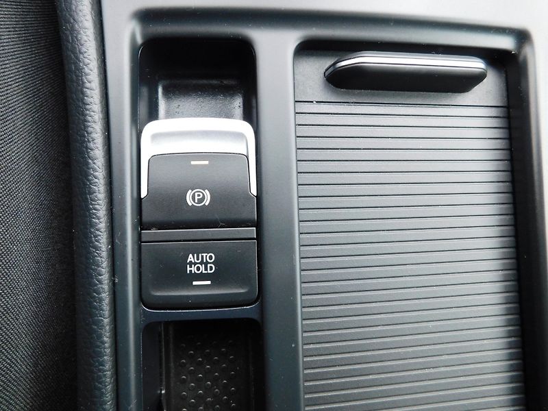 Volkswagen Golf (2016) VII KOMBI 2.0 TDi - fotka 14 z 33