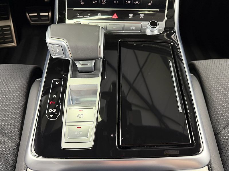 Audi Q7 50 TDI 210 KW QUATTRO S-LINE, - fotka 25 z 34
