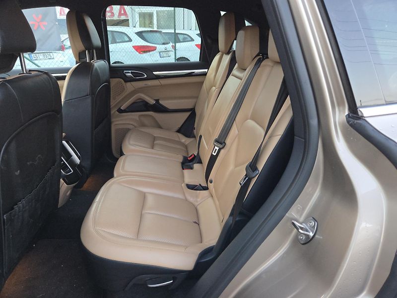 Porsche Cayenne na splátky všem od 10%akontace - fotka 10 z 12
