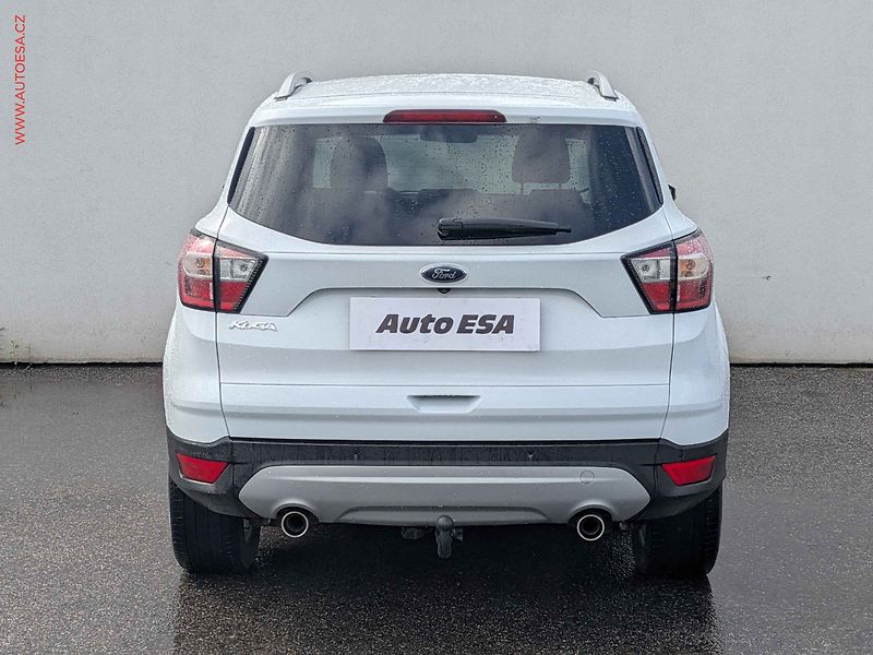Ford Kuga (2016) 2.0 TDCI 4x4, Navi, bixen - fotka 5 z 16
