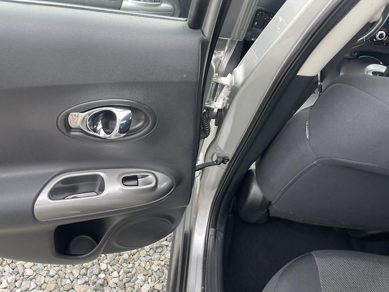Nissan Juke 1.6i 115PS AUTOMAT 98000KM TOP - fotka 110 z 180