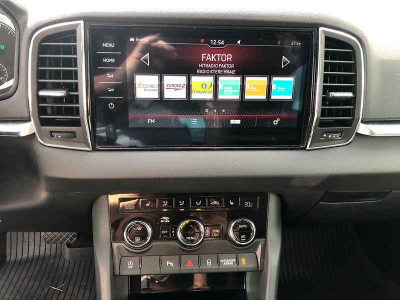 Škoda Karoq 1,5TSi 110kW STYLE PLUS COMFOR - fotka 20 z 30