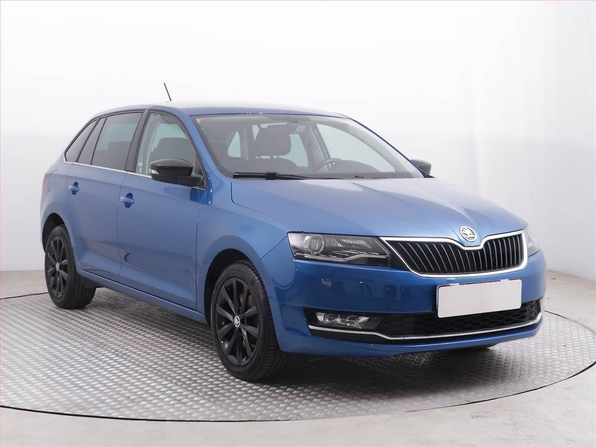 Škoda Rapid Spaceback 1.0 TSI, Bi-Xenony