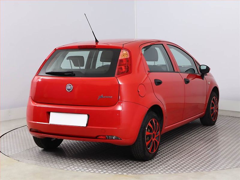 Fiat Punto (2011) 1.2, po STK, v provozu - fotka 5 z 12