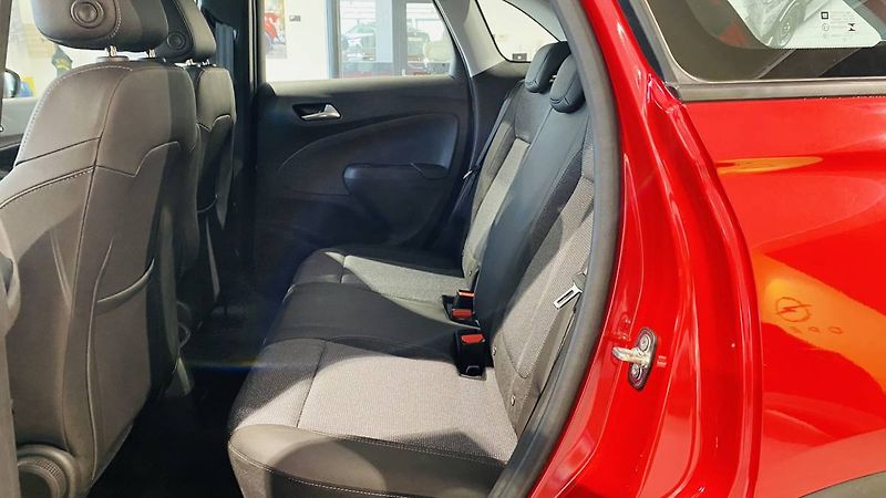 Opel Crossland Elegance F 12XHT 96kW/130HP AT - fotka 18 z 24