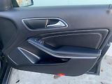 Mercedes-Benz GLA (2019) 220d 4 Matic, ser.knížka - náhled 16