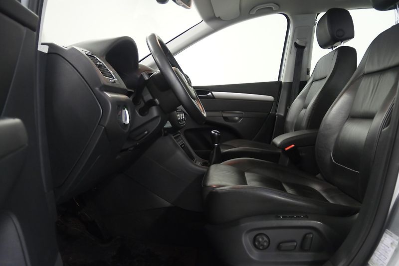Seat Alhambra - fotka 13 z 30