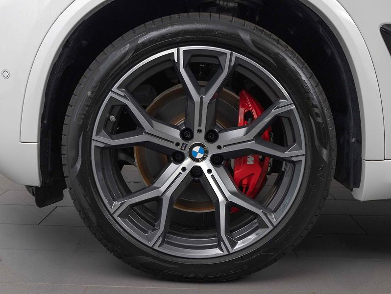 BMW X5 xDrive30d - fotka 4 z 6