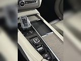 Volvo XC90 2,0 B5 173kW CZ 4X4 DPH Inscri - náhled 17