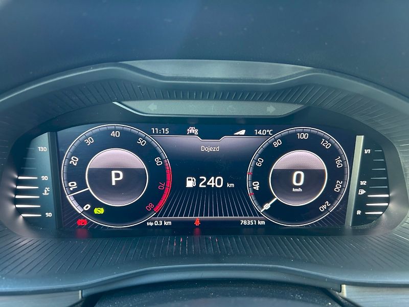 Škoda Kamiq (2020) Scoutline 1.5 TSI 110 kW DSG - fotka 19 z 33