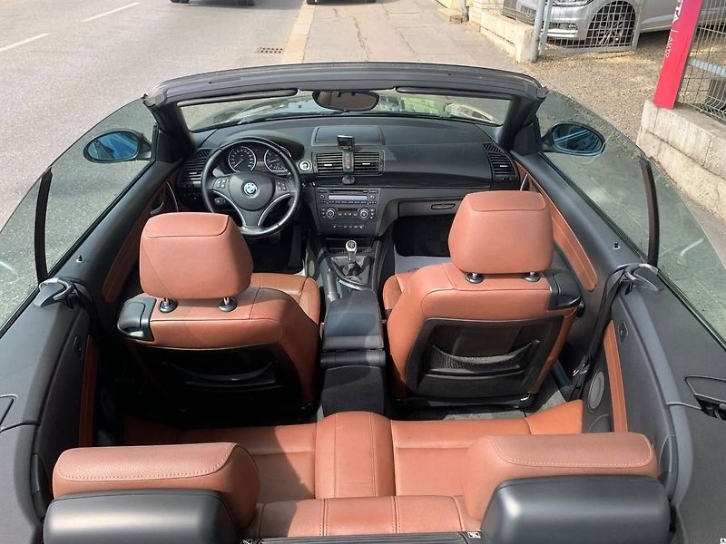 BMW Řada 1 118i/2009/NOVÉ ROZVODY-TOP STA - fotka 25 z 38