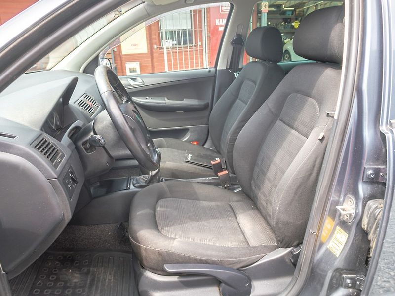Škoda Fabia (2006) 1.4i 16V 74KW – PO ROZVODECH - fotka 16 z 41