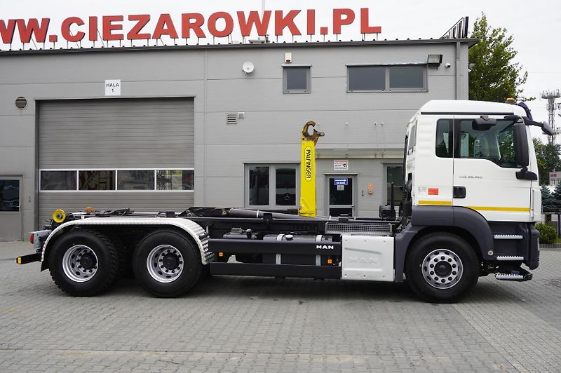 MAN TGS (2016) 26.360 6x4 BB / 160 tho. km - fotka 4 z 24