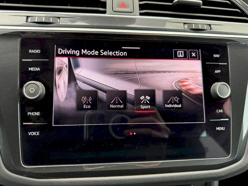 Volkswagen Tiguan (2021) 1.5 TSI 110kW United - fotka 18 z 35