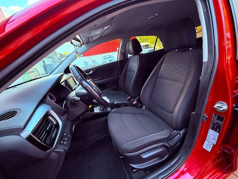 Kia Rio 1.4 Exclusive, Serviska - fotka 13 z 27