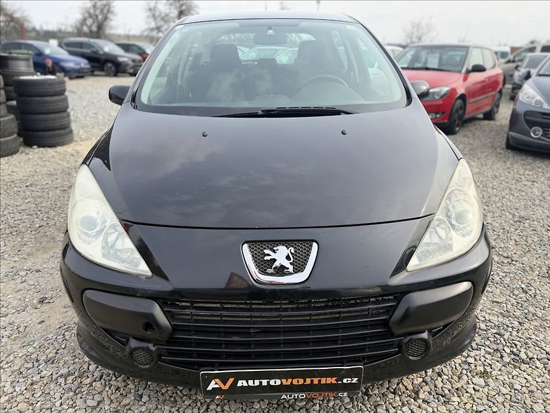 Peugeot 307 1,6 HDI DIGIKLIMA - fotka 2 z 22