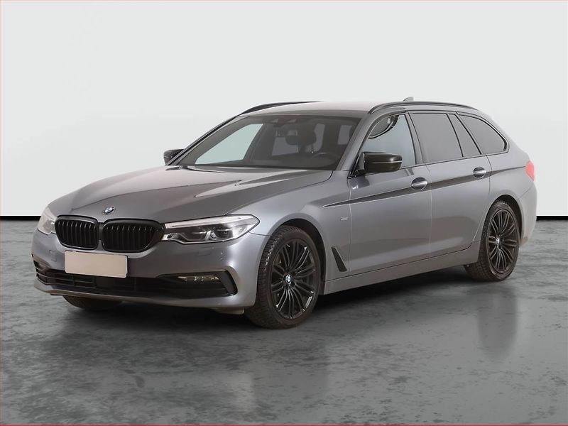 BMW Řada 5 (2018) Sport Line 540d xDrive, 4X4 - fotka 2 z 23