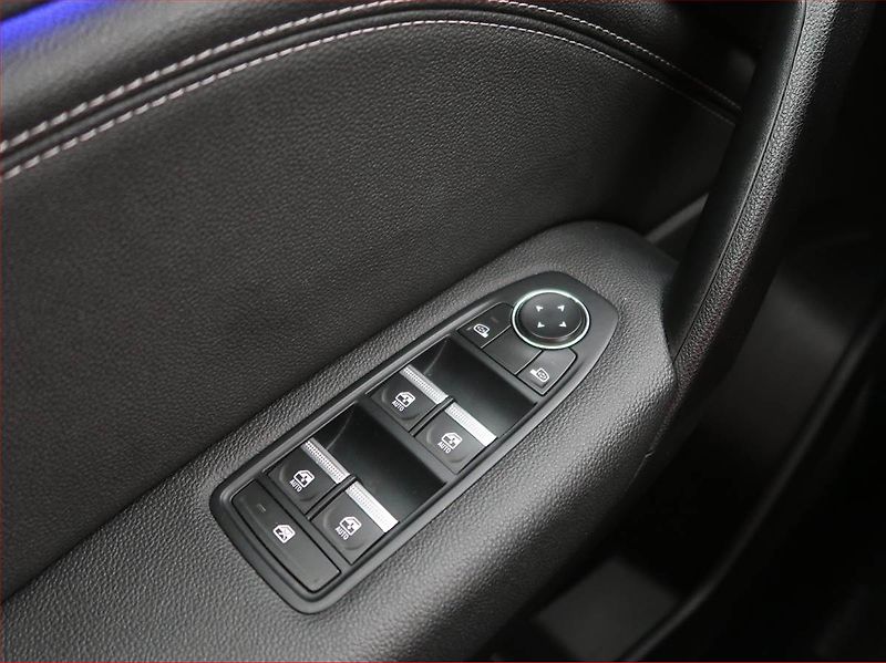 Renault Captur (2023) 1.3 TCe - fotka 15 z 17
