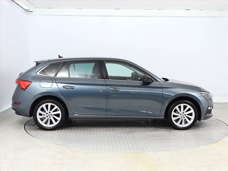 Škoda Scala (2019) Style 1.6 TDI, Serv.kniha - fotka 6 z 17