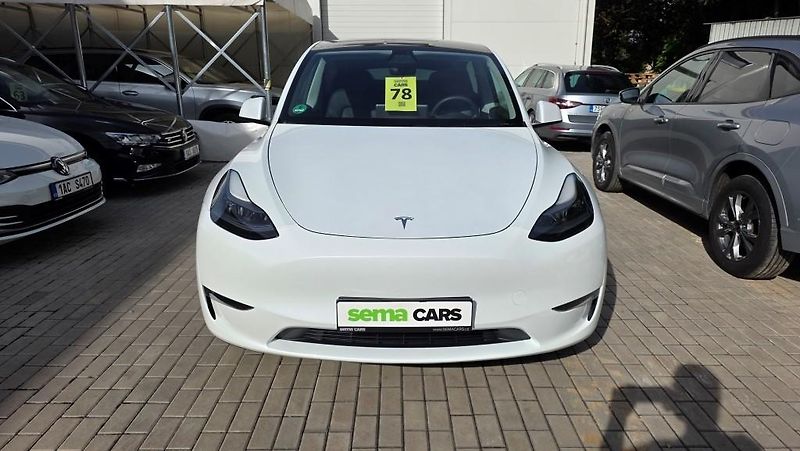 Tesla Model Y (2023) LR AWD Berlin Záruka SoH 92,9% - fotka 3 z 39