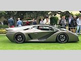 Salaff C2 designéra Carose Salaffa stojí na základech Lamborghini Gallardo. I když vypadá jako z budoucnosti, Carlos Salaff k modelu C2 uvedl, že jeho velkou inspirací byly staré závodní vozy jako Ferrari 330 P4 či Porsche 917. Vůz může mít manuál i RWD.
