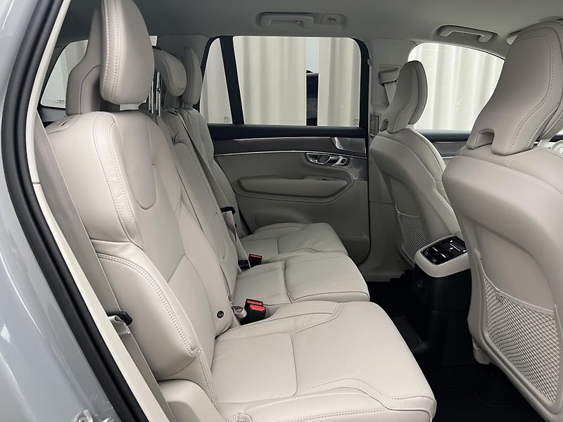 Volvo XC90 (2026) T8 AWD RECHARGE PLUS AUT - fotka 28 z 49