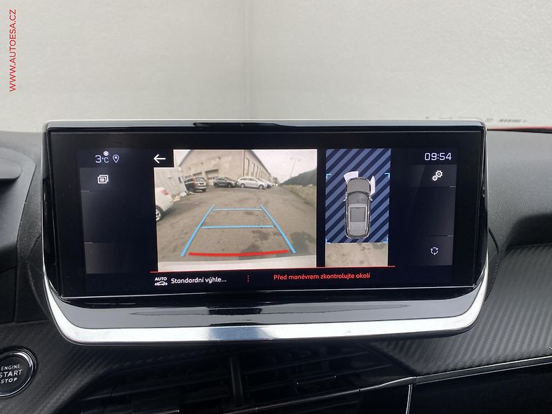 Peugeot 2008 (2019) 1.5 HDi, Allure, AT, LED - fotka 17 z 18